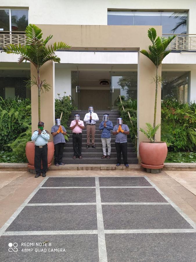 Hotel Priyadarshini Pride Hospet Esterno foto
